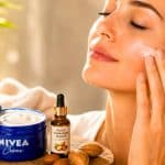 Cette crème Nivea mélangée à 3 gouttes d'huile d'amande transforme les peaux sèches
