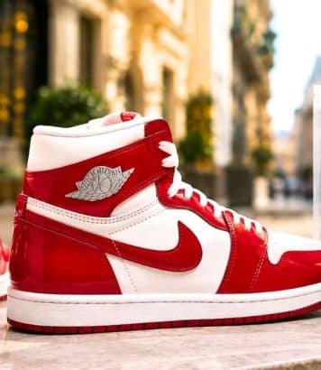 Jordan sort une Air Jordan 1 inspirée de la manucure avec charms à coller sur les ongles