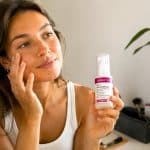 Ce sérum au rétinal Aroma-Zone à 7,95€ efface 95% des rides selon la marque