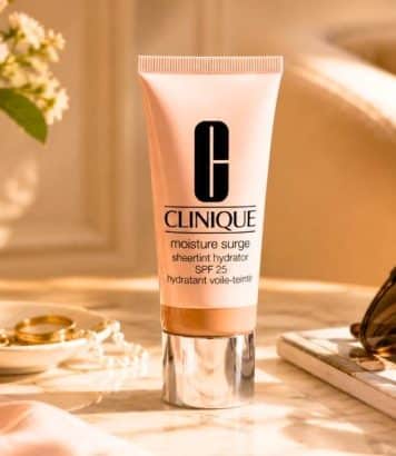 Cette crème de jour teintée Clinique à 39€ hydrate 12h et unifie sans effet masque