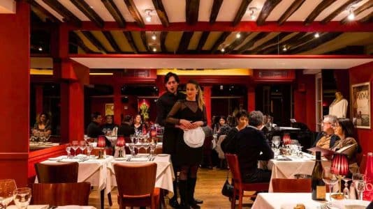 This unusual Paris restaurant has its waiters sing Verdi arias between courses