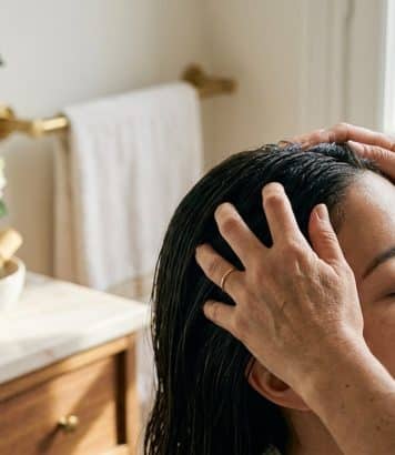 Les 3 gestes du head spa coréen pour un cuir chevelu sain à la maison