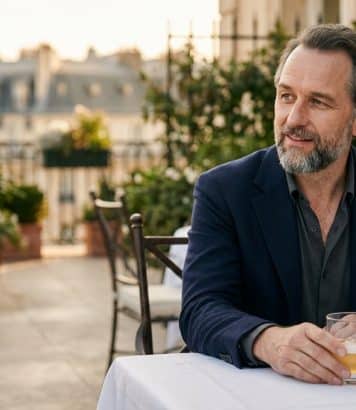 Matthew Rhys assume sa barbe grise et rejoint LeBron James au club des quinquas