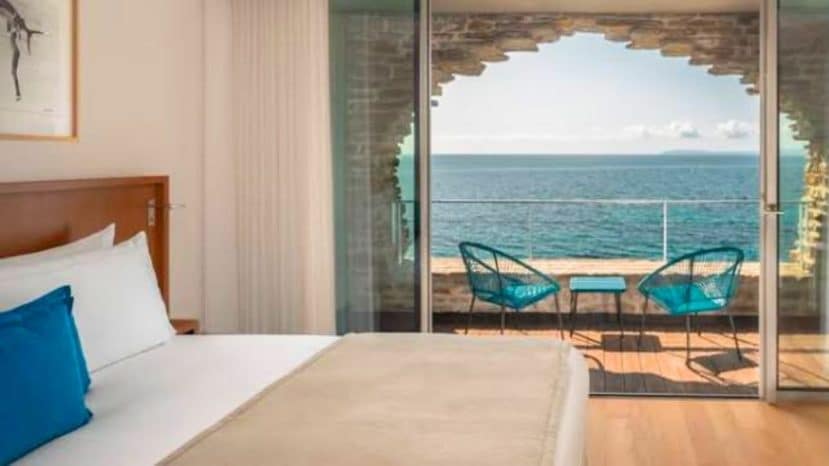 Ces quatre hôtels avec spa de la Côte d'Azur prolongent l'été jusqu'en novembre
