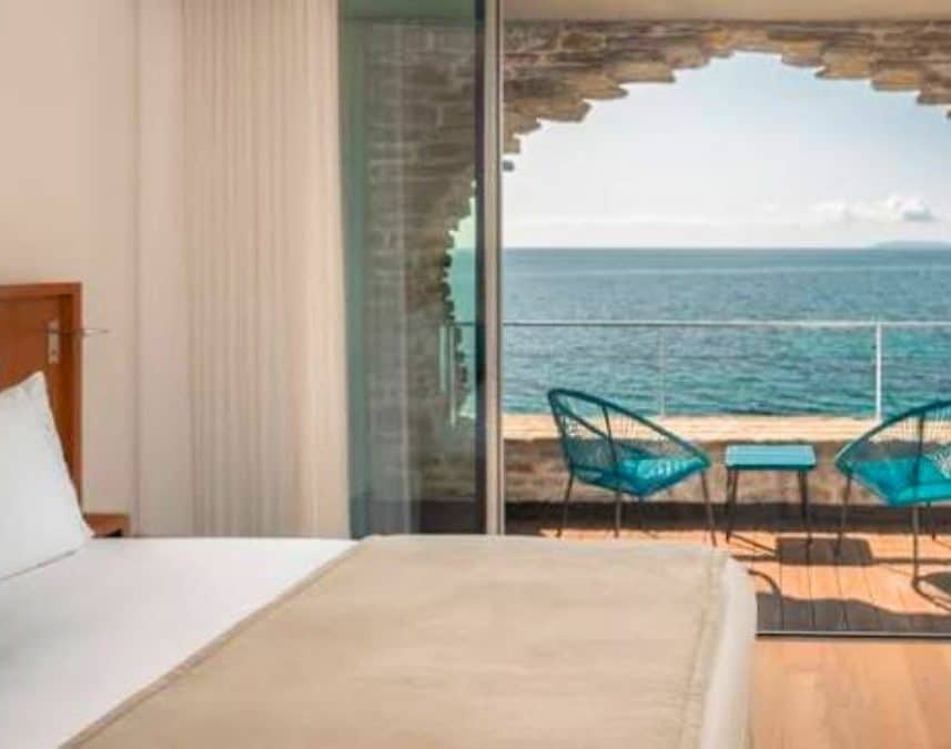 Ces quatre hôtels avec spa de la Côte d'Azur prolongent l'été jusqu'en novembre