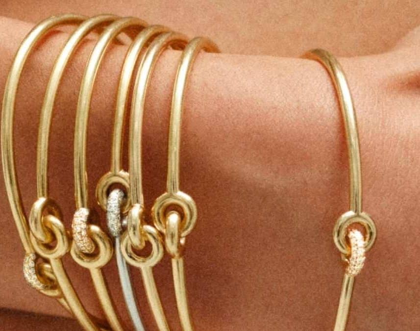 Inès de la Fressange fond pour cette marque de bijoux française encore confidentielle