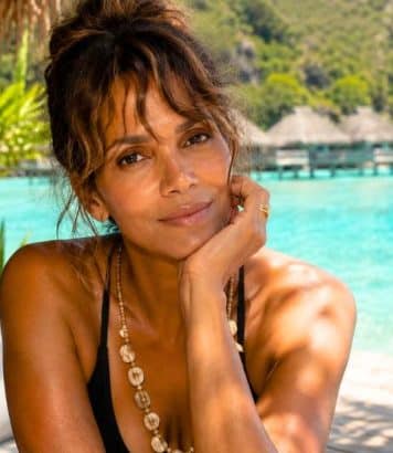Aux Fidji, Halle Berry dévoile sa routine beauté et ses soins fétiches à moins de 30€