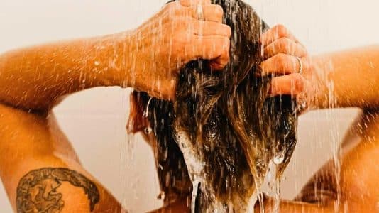 Why rinsing your hair properly changes everything for shine and scalp health