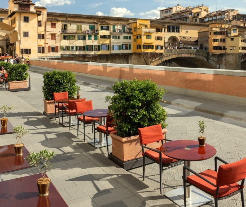 Portrait Firenze invite à vivre la Toscane en E-Vespa et vélo électrique à l'arrière-saison