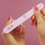 Pink Gellac révolutionne le retrait du gel à domicile avec son appareil à vapeur