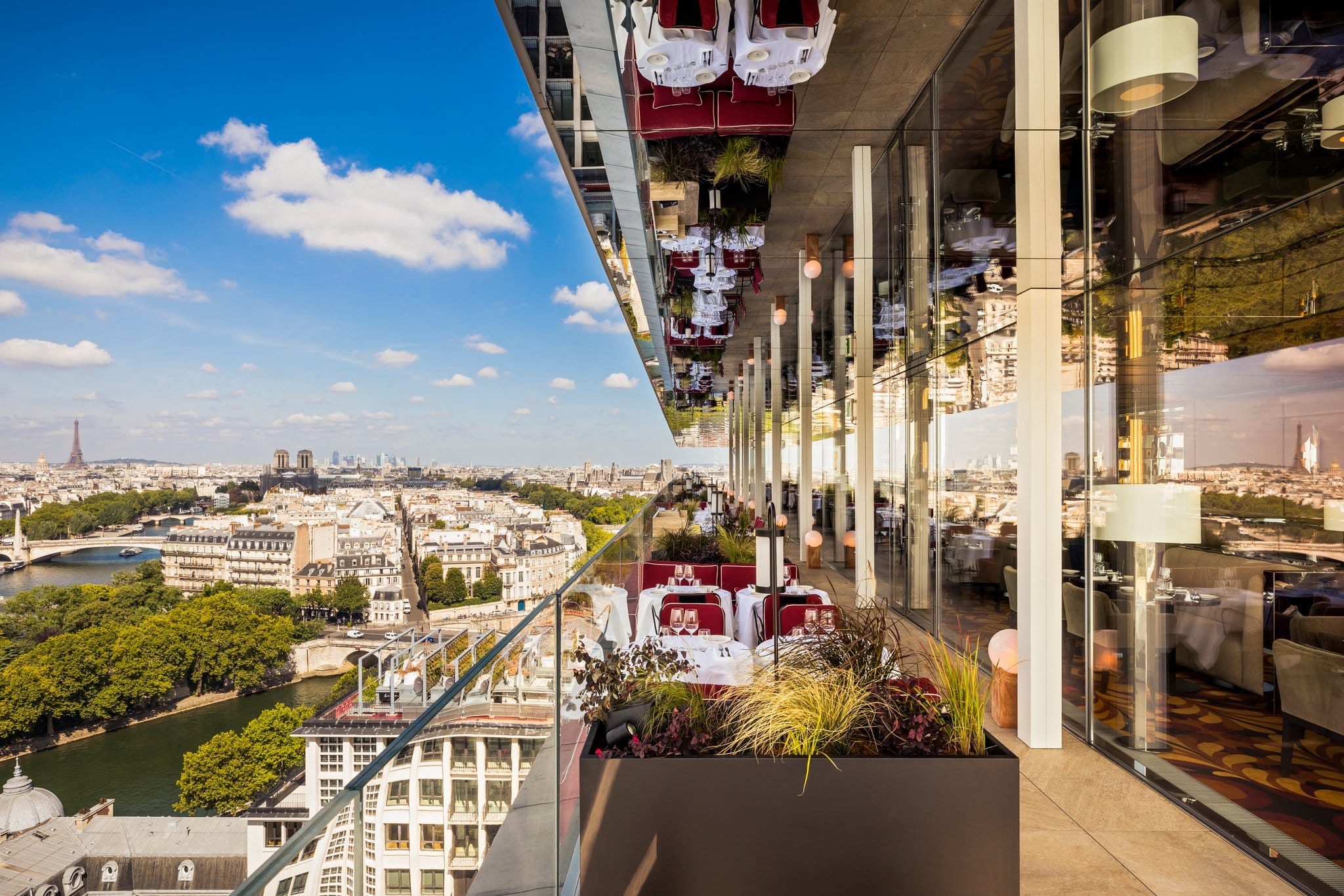 Bonnie Rooftop SO/ Paris ouvre sa terrasse en journée cet été pour un early apéritif au 15e étage