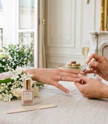 A Manucurist expert reveals her perfect wedding manicure in 2 minutes flat