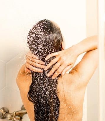 These hairs are already at the end of their life": why you lose hair in the shower