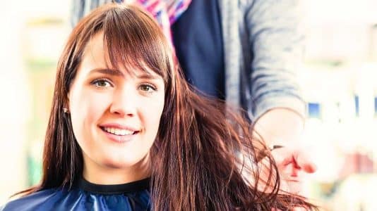 New York impose aux coiffeurs de maîtriser tous les types de cheveux dès septembre