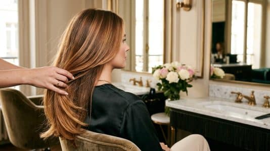 Ces colorations fondues et lumineuses vont dominer tous les salons en 2026