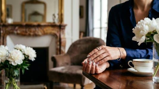 Silver nails are the jewellery manicure everyone wants this autumn 2026