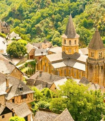 This village in Aveyron with fewer than 300 residents has been named the most beautiful village in the world for 2026