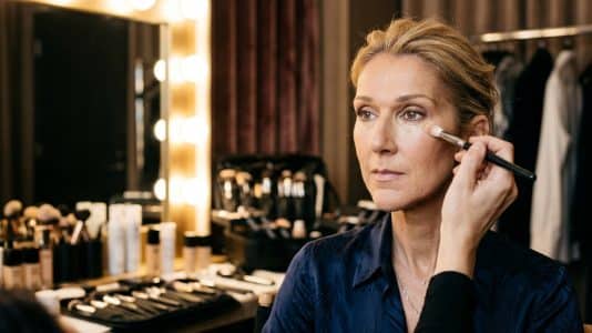 Céline Dion relies on this anti-fatigue makeup technique before her concerts