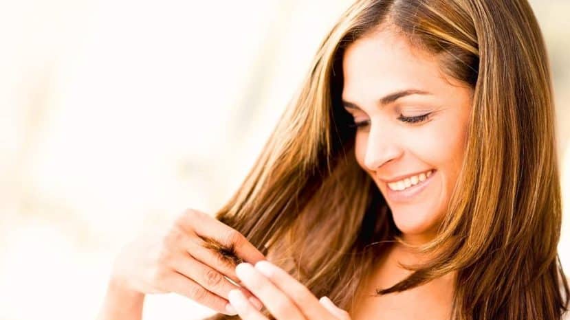 This Schwarzkopf hair gloss revives colour and seals the cuticle at home