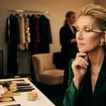 Le maquillage doré de Céline Dion à la Plénitude Arena lance la tendance de l'automne