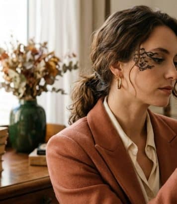 Spotted on Pinterest, lace makeup is the defining beauty trend of autumn