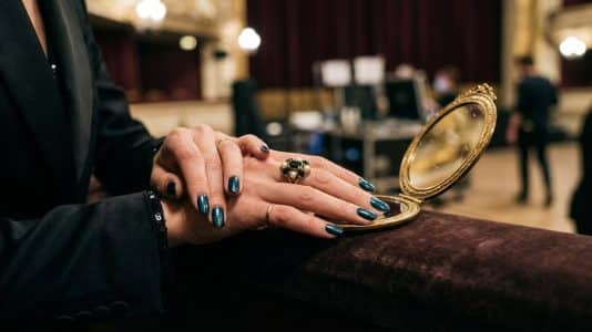 Céline Dion sublime ses concerts parisiens avec cette manucure très en vogue