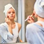 Le "Pre-Shower Makeup" affole TikTok et libère enfin la créativité beauté