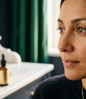 This DHC fortifying serum with ginseng and swertia revives weakened lashes from the root
