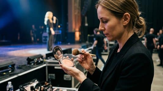 Charly Salvator repère le blush Nars à 43€ porté par Céline Dion sur scène