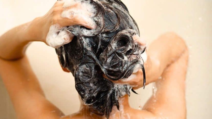 Dilute your shampoo with water": the hair trick used by a celebrity hairstylist