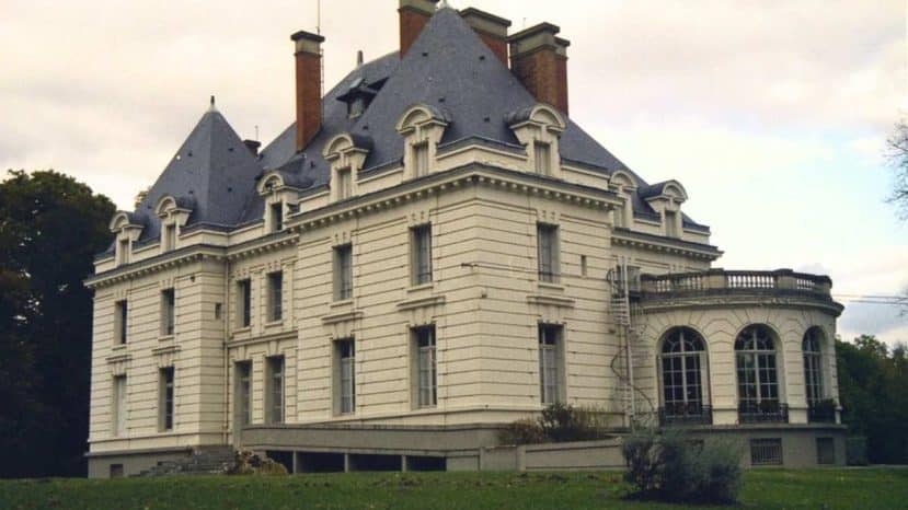 The City of Paris is auctioning off this 19th-century château in Seine-et-Marne