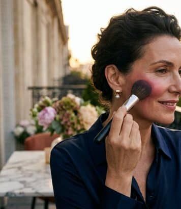 Ce blush Nars à 43€ repéré sur Céline Dion donne un effet lifté bluffant