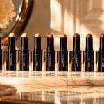 Ce fond de teint sérum transformateur de MAC à 39€ efface les rides après 50 ans