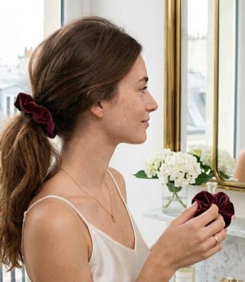Cet accessoire des années 80 revient pour doubler le volume des cheveux fins