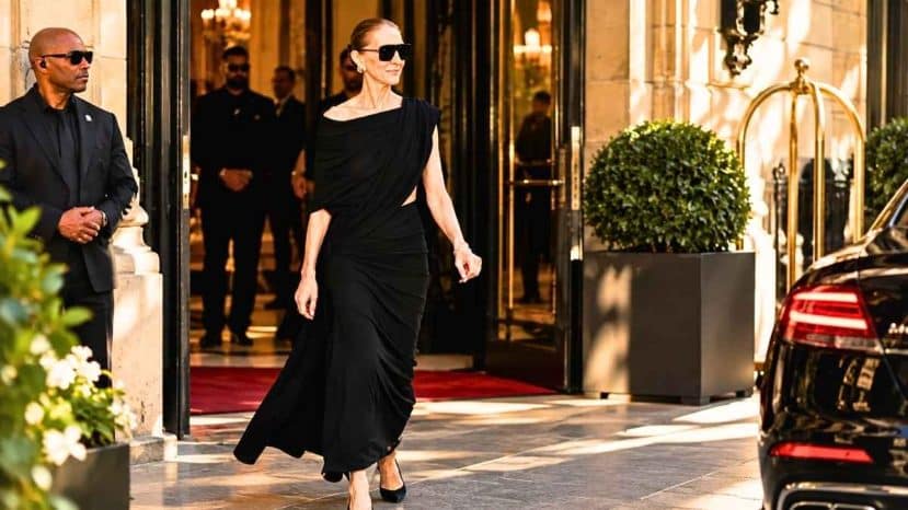 Céline Dion illumine Paris dans une robe drapée Balenciaga à 3 932 euros