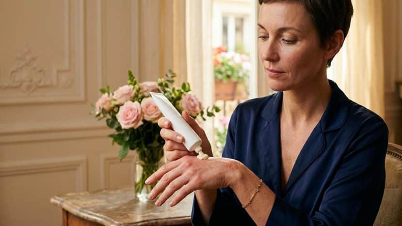 ParisSelectBook - Quels produits beauté privilégier quand les traitements contre le cancer du sein fragilisent la peau