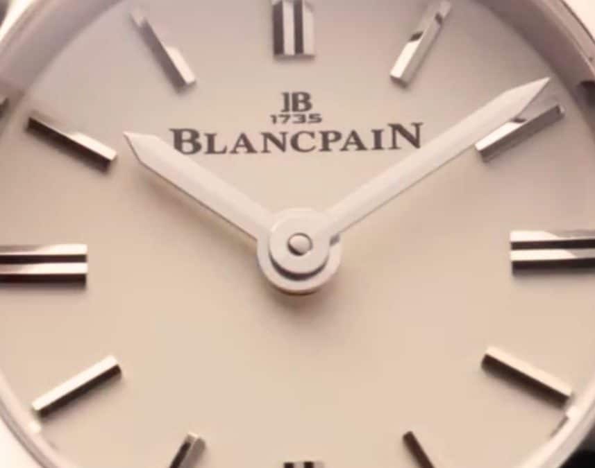 Blancpain loge un mouvement automatique dans 2,9 cm³ pour le poignet féminin