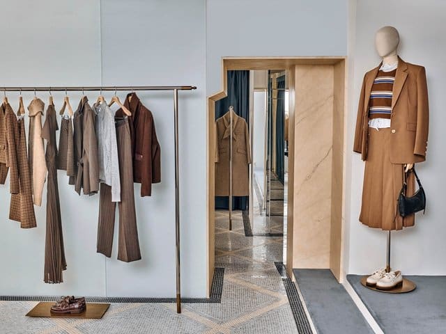 Claudie Pierlot réinvente sa boutique des Francs-Bourgeois en lieu de vie