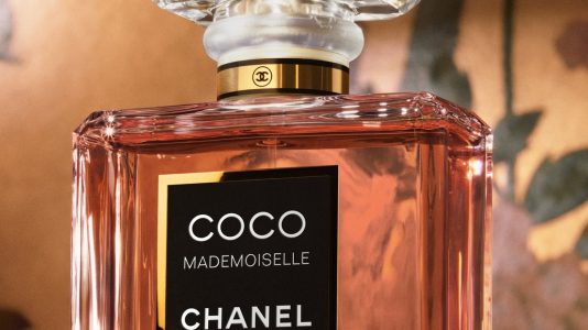 ParisSelectBook - Coco Mademoiselle Crush Absolu réinvente le patchouli Chanel