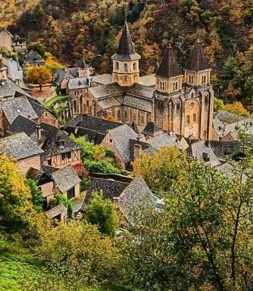 Conques élu plus beau village du monde en 2026 : ce que cache vraiment ce bourg de 300 habitants