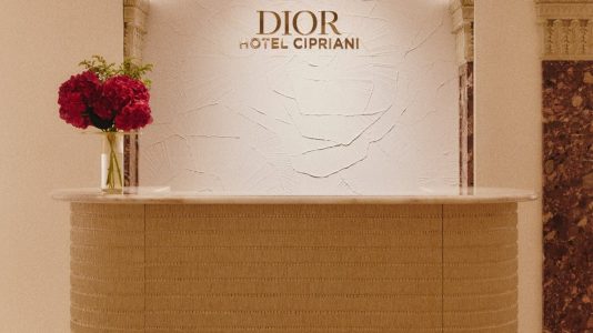 ParisSelectBook - Dior ouvre un spa au Cipriani autour de sa Haute Wellness