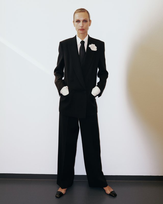 Giorgio Armani ressuscite une photo de 1942 pour sa collection EVOLUZIONE