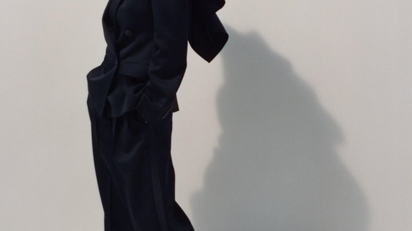ParisSelectBook - Givenchy Hiver 2026 par Sarah Burton rigueur et structure