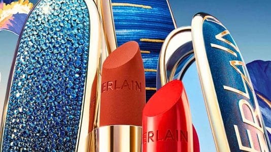 Guerlain dévoile trois étuis bleus en édition limitée pour le Rouge G