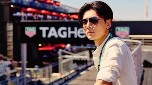 JAY d'ENHYPEN dans les coulisses du Grand Prix TAG Heuer d'Espagne