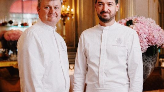 ParisSelectBook - Jocelyn Herland et Anthony Di Prospero reprennent le Plaza Athénée