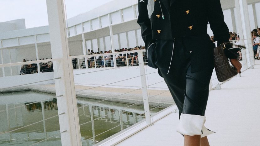ParisSelectBook - Jonathan Anderson signe sa première collection Dior et laisse les formes vivre