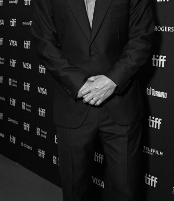 ParisSelectBook - Josh Hartnett porte Berluti à Toronto et change la mise