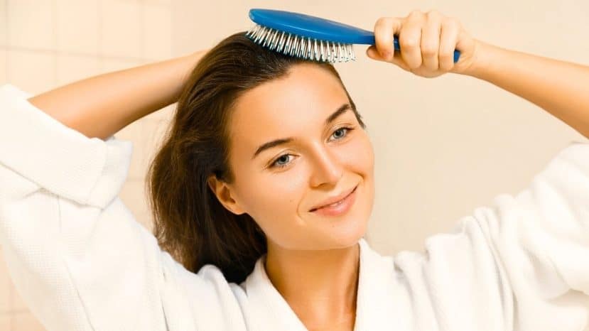 La brosse à cheveux Sakkal à 7,99 euros sur Amazon nourrit vos mèches à la kératine et réduit les frisottis