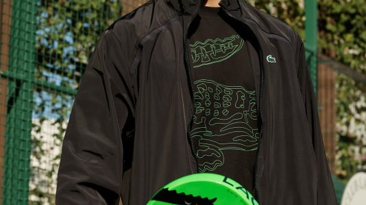 ParisSelectBook - Lacoste ouvre un club padel en bord d'océan à Bali